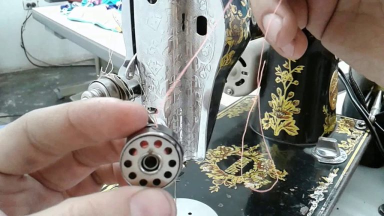 Tipos de maquinas de coser antiguas